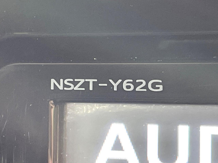 2014 Toyota Noah DBA-ZRR80W (UW-6a0fc9c135971)[16]