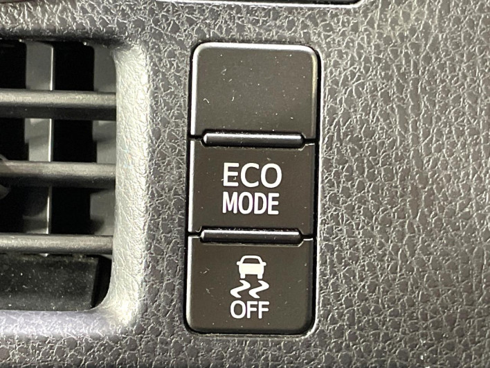 2014 Toyota Noah DBA-ZRR80W (UW-6a0fc9c135971)[24]