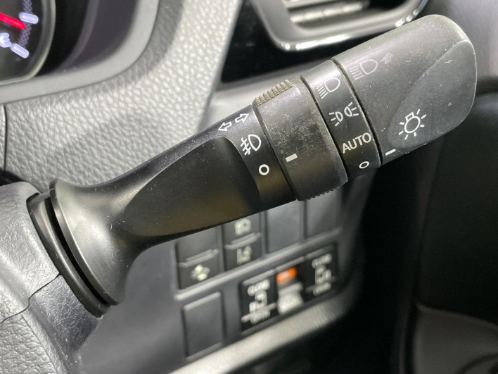 2017 Toyota Noah DBA-ZRR80W (UW-6a0fc9c2a207f)[27]