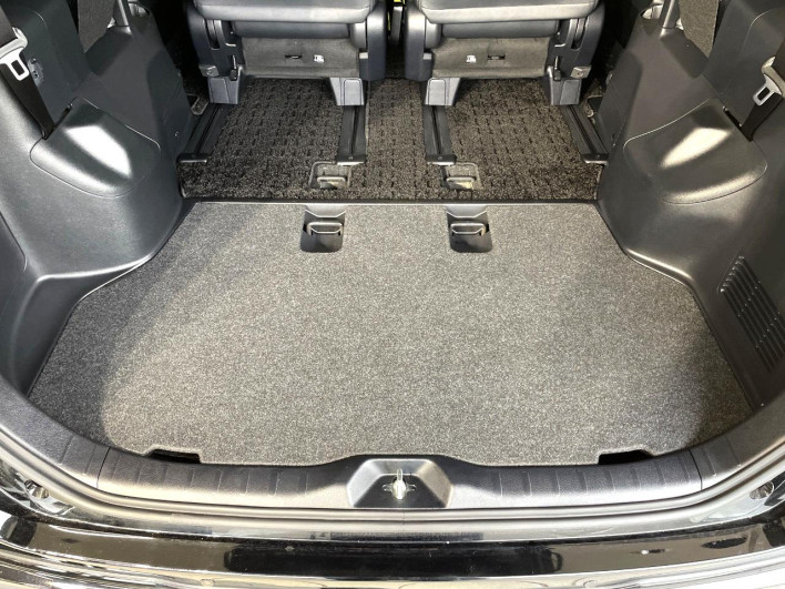 2020 Toyota Voxy 3BA-ZRR80W (UW-6a0fc9c70279f)[12]