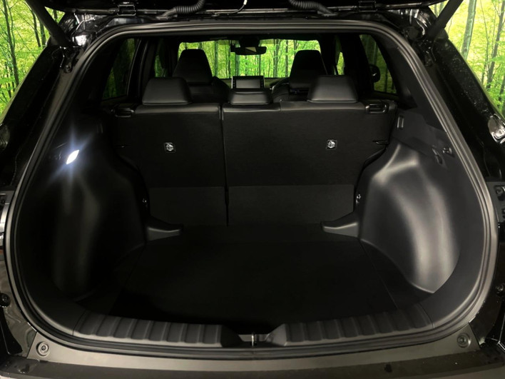 2023 Toyota Corolla Cross 6AA-ZVG11 (UW-6a0fc9cce5bd9)[29]