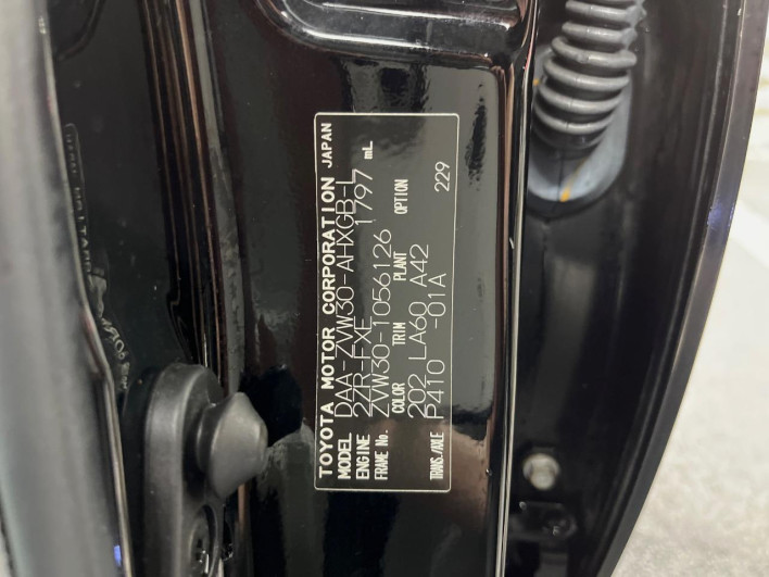 2009 Toyota Prius DAA-ZVW30 (UW-6a0fc9cf0874b)[1]