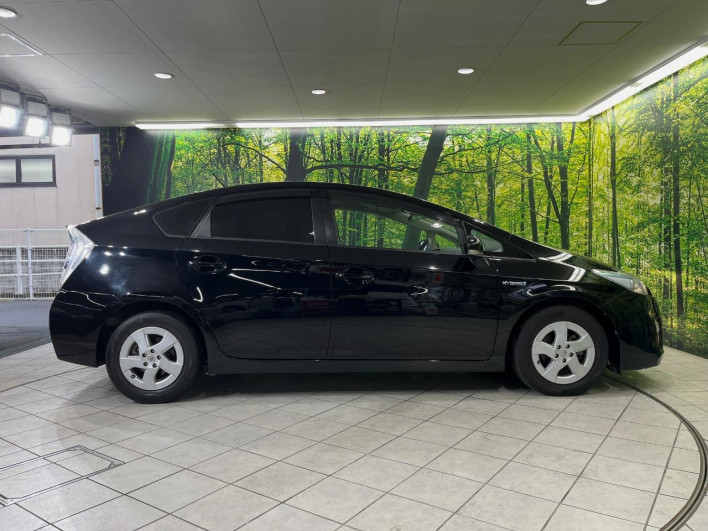2010 Toyota Prius DAA-ZVW30 (UW-6a0fc9cf182d6)[4]