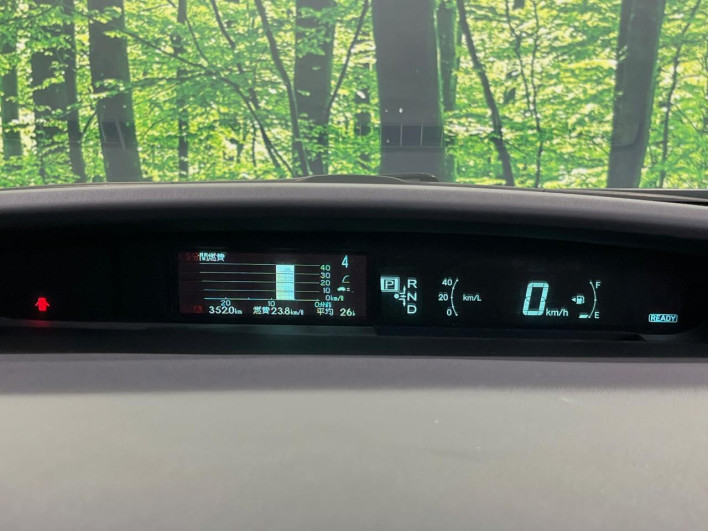 2010 Toyota Prius DAA-ZVW30 (UW-6a0fc9cf182d6)[29]