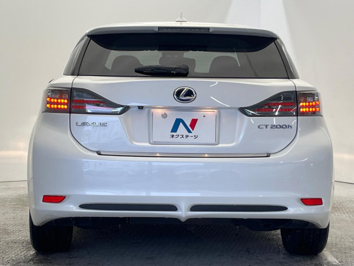 2013 Lexus CT DAA-ZWA10 (UW-6a0fc9d6f2fc7)[17]
