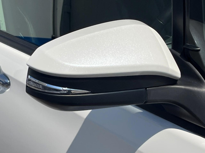 2016 Toyota Noah DAA-ZWR80W (UW-6a0fc9da72fb2)[28]