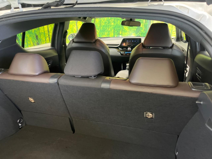 2017 Toyota C-HR DAA-ZYX10 (UW-6a0fc9e39a1a3)[28]