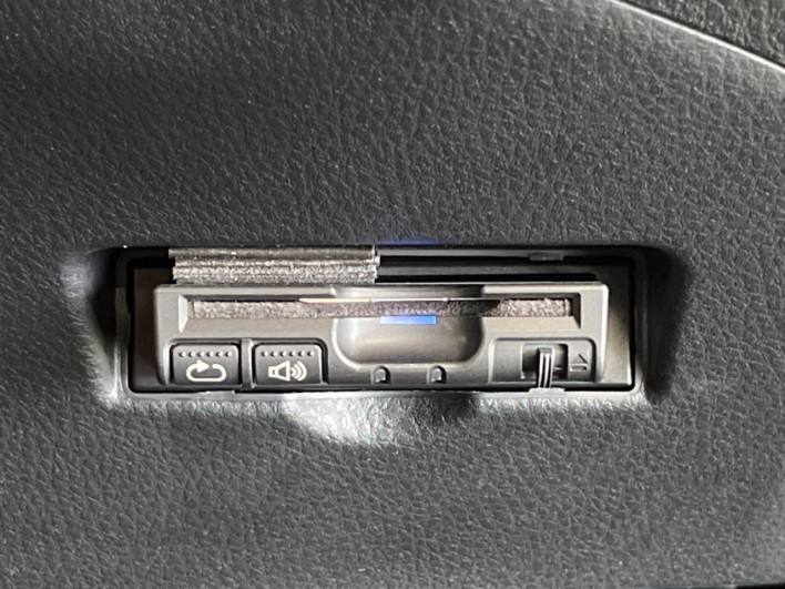 2017 Toyota C-HR DAA-ZYX10 (UW-6a0fc9e39a1a3)[8]