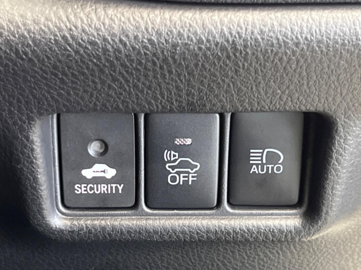 2017 Toyota C-HR DAA-ZYX10 (UW-6a0fc9e39a1a3)[7]