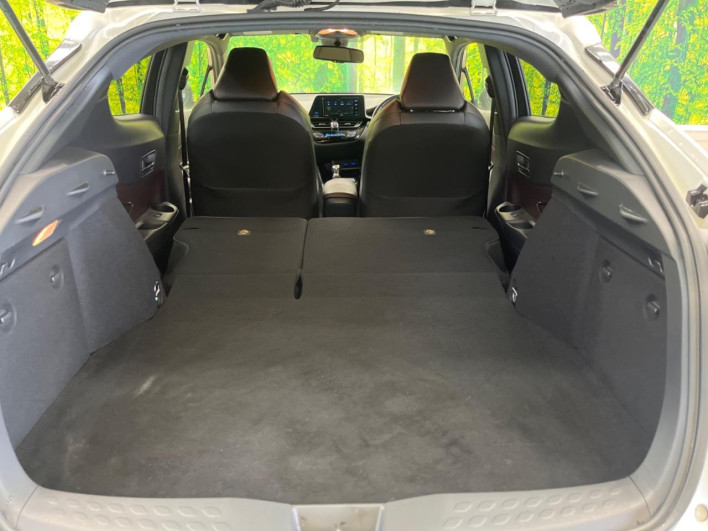 2017 Toyota C-HR DAA-ZYX10 (UW-6a0fc9e39a1a3)[29]