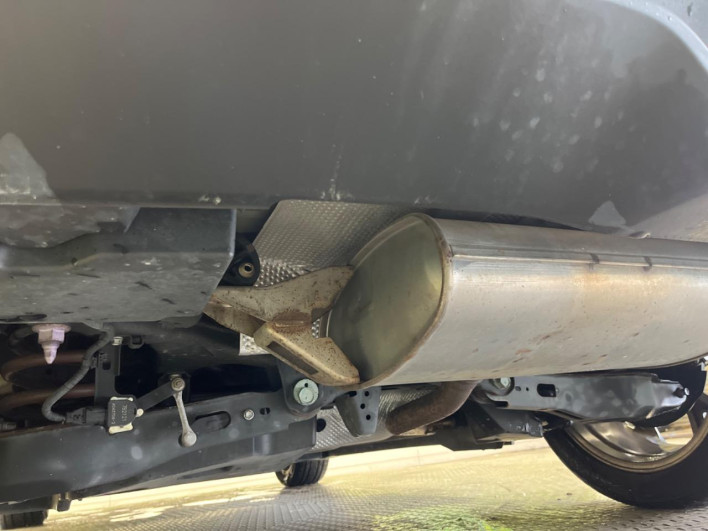2017 Toyota C-HR DAA-ZYX10 (UW-6a0fc9e39a1a3)[26]