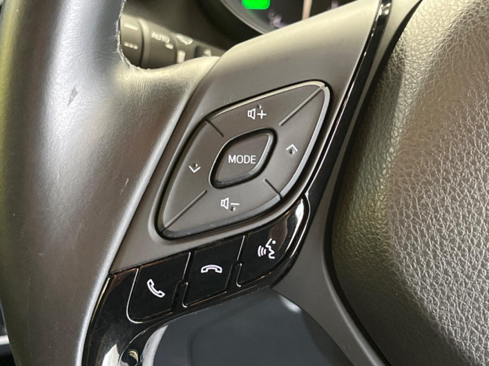 2017 Toyota C-HR DAA-ZYX10 (UW-6a0fc9e39a1a3)[10]