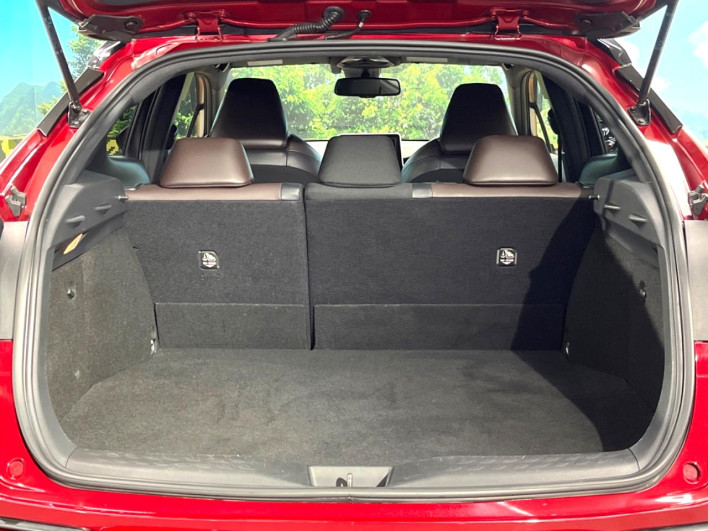 2018 Toyota C-HR DAA-ZYX10 (UW-6a0fc9e59a185)[8]