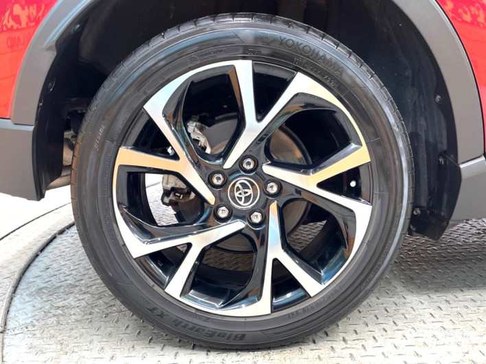 2018 Toyota C-HR DAA-ZYX10 (UW-6a0fc9e59a185)[24]