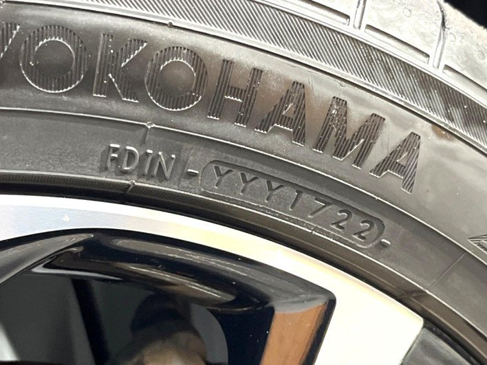 2018 Toyota C-HR DAA-ZYX10 (UW-6a0fc9e59a185)[18]