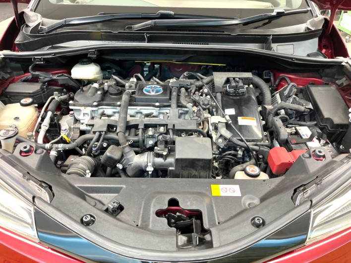 2018 Toyota C-HR DAA-ZYX10 (UW-6a0fc9e59a185)[4]