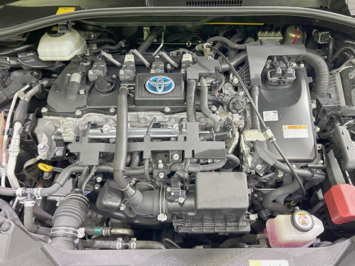 2018 Toyota C-HR DAA-ZYX10 (UW-6a0fc9e5ac5a3)[4]