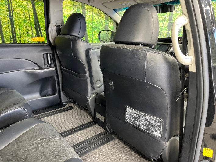 2013 Toyota Estima DBA-ACR55W (UW-6a11199fc5a37)[25]