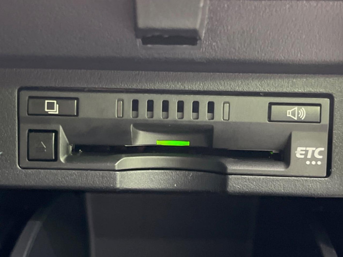 2017 Toyota Vellfire DBA-AGH30W (UW-6a1119a0ea63a)[24]