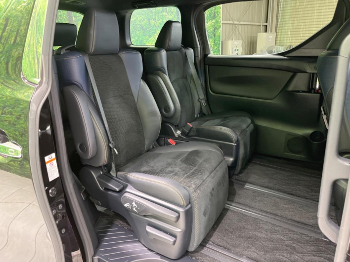 2017 Toyota Vellfire DBA-AGH30W (UW-6a1119a0ea63a)[7]