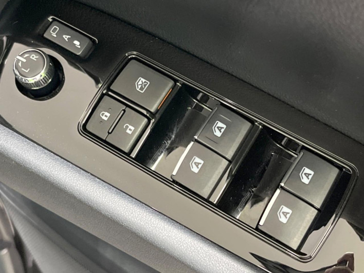 2017 Toyota Vellfire DBA-AGH30W (UW-6a1119a0ea63a)[19]