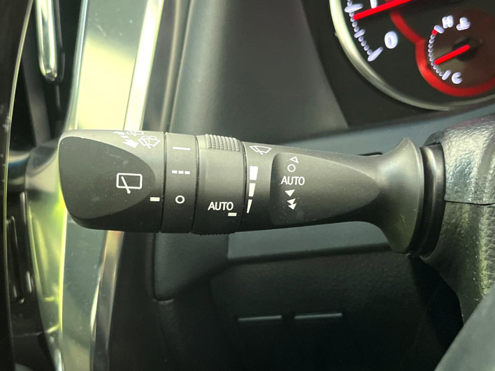 2020 Toyota Vellfire DBA-AGH30W (UW-6a1119a4d3457)[18]