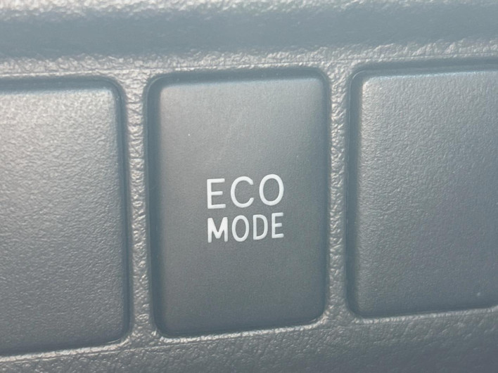 2013 Toyota Alphard DBA-ANH20W (UW-6a1119ae99cd9)[18]