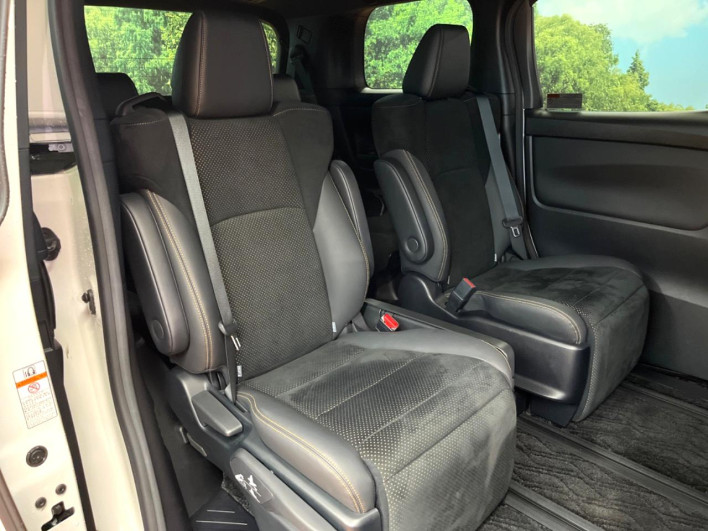 2020 Toyota Alphard Hybrid 6AA-AYH30W (UW-6a1119bcbf7b8)[8]