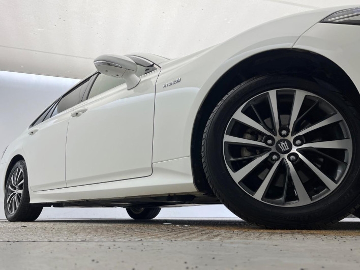 2019 Toyota Crown Hybrid 6AA-AZSH20 (UW-6a1119c118f63)[7]