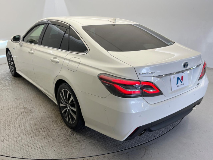 2019 Toyota Crown Hybrid 6AA-AZSH20 (UW-6a1119c118f63)[25]