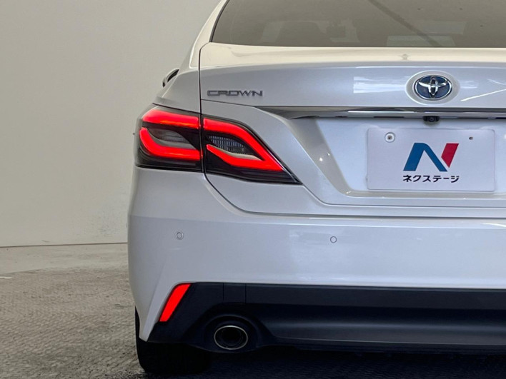 2019 Toyota Crown Hybrid 6AA-AZSH20 (UW-6a1119c118f63)[17]