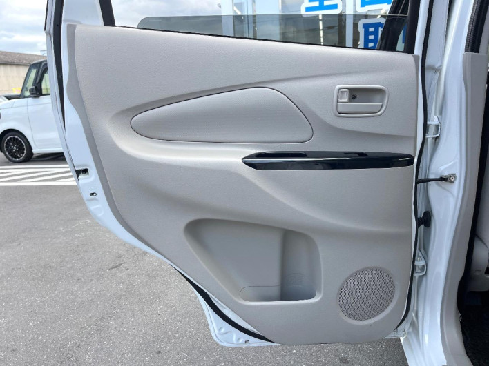 2014 Mitsubishi eK Wagon DBA-B11W (UW-6a1119c596b87)[28]