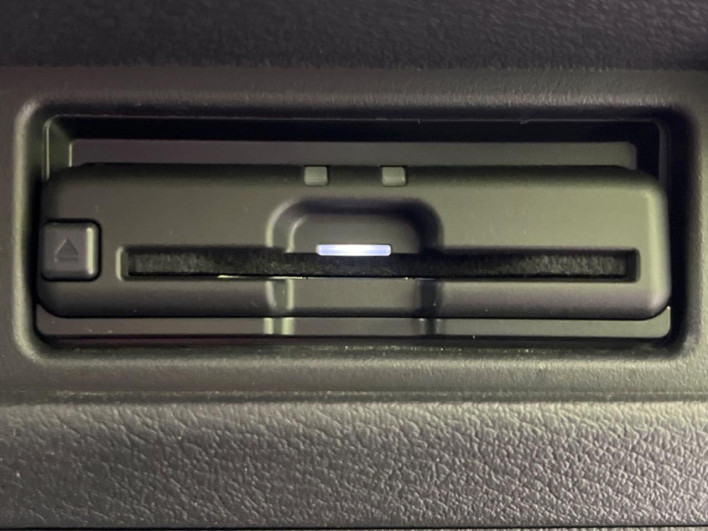 2020 Mitsubishi eK Cross Space 4AA-B38A (UW-6a1119d0bc765)[24]