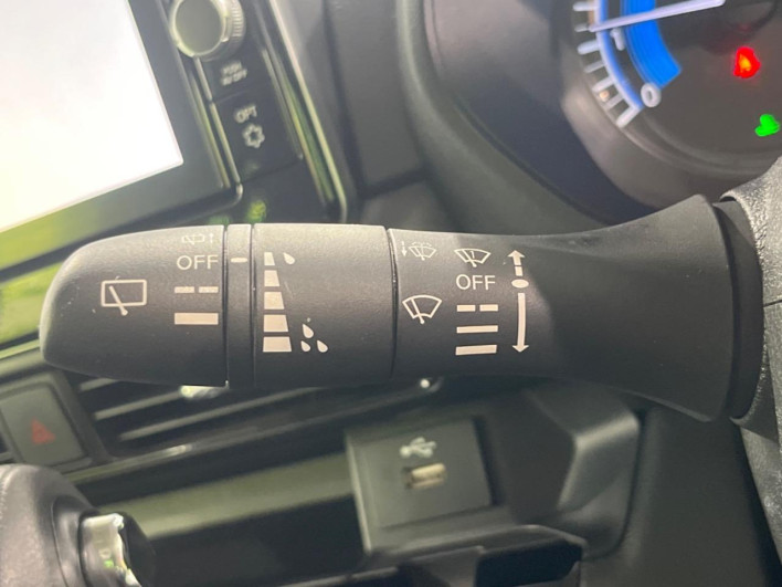 2020 Mitsubishi eK Cross Space 4AA-B38A (UW-6a1119d0bc765)[16]