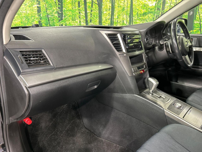2011 Subaru Legacy Touring Wagon DBA-BR9 (UW-6a1119e556162)[11]