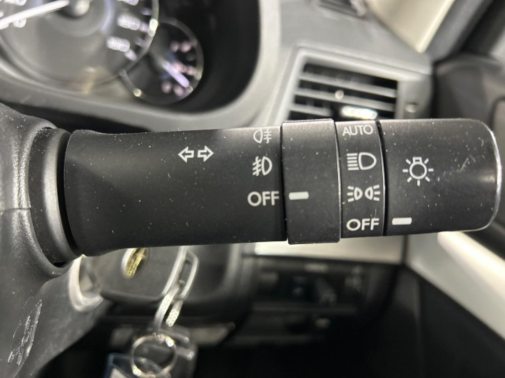 2011 Subaru Legacy Touring Wagon DBA-BR9 (UW-6a1119e556162)[28]