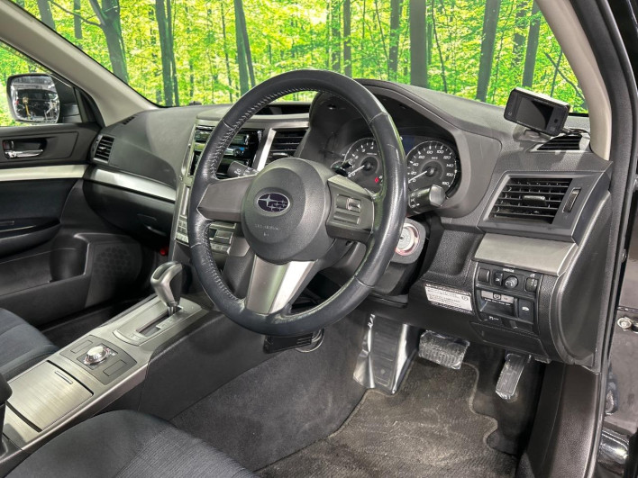 2011 Subaru Legacy Touring Wagon DBA-BR9 (UW-6a1119e556162)[16]