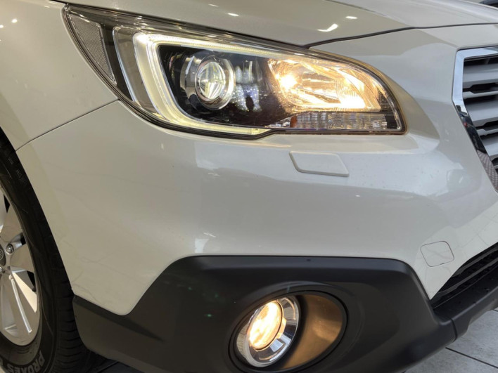2015 Subaru Legacy Outback DBA-BS9 (UW-6a1119e5e12df)[15]