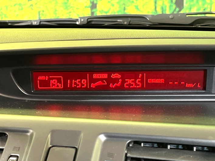 2016 Mazda Premacy DBA-CWFFW (UW-6a1119eb4d902)[16]