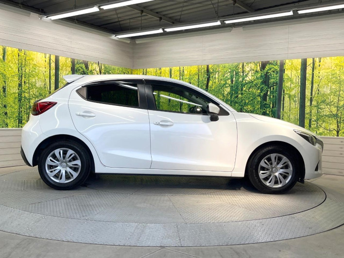 2016 Mazda Demio DBA-DJ3FS (UW-6a1119f0a1d37)[10]