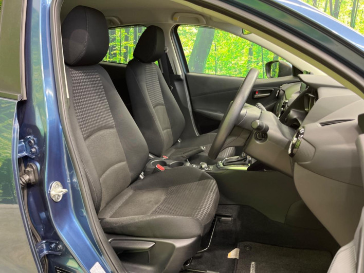 2017 Mazda Demio DBA-DJ3FS (UW-6a1119f167355)[21]