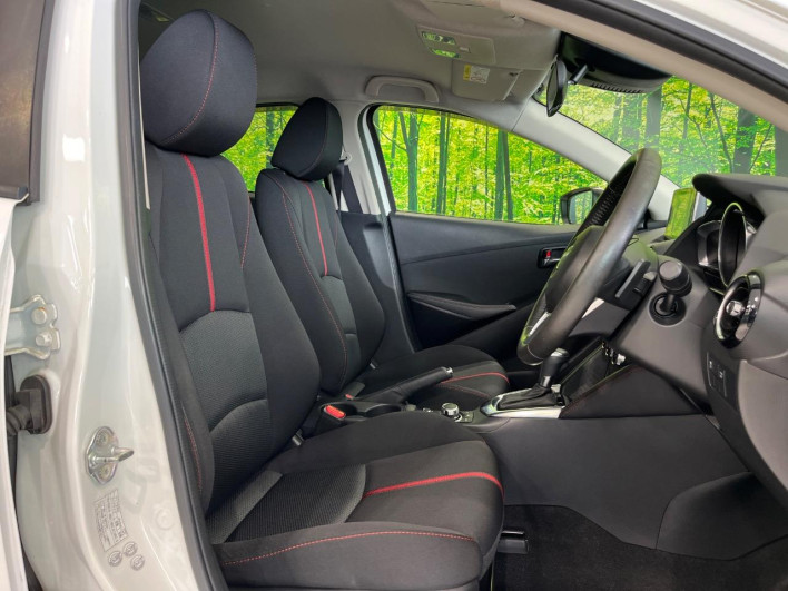 2015 Mazda Demio LDA-DJ5AS (UW-6a1119f1ba757)[29]