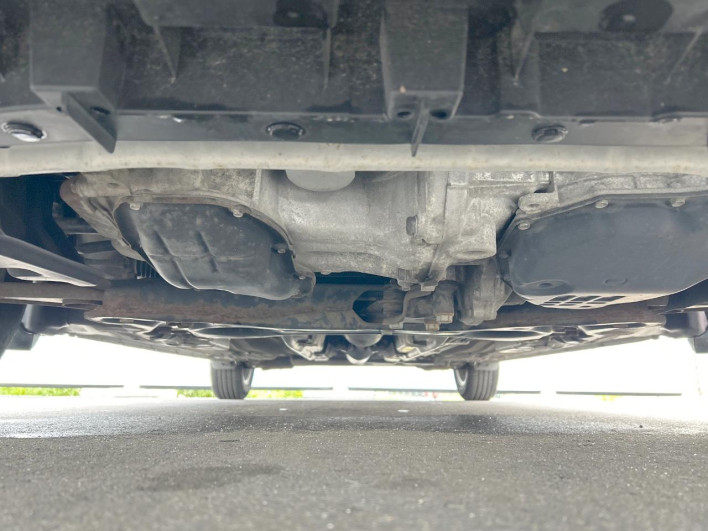 2013 Nissan Note DBA-E12 (UW-6a1119f81ea29)[24]