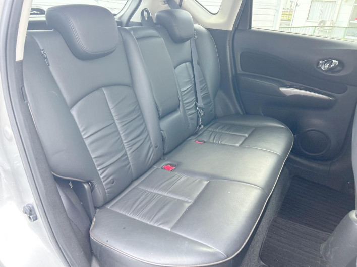 2013 Nissan Note DBA-E12 (UW-6a1119f81ea29)[29]
