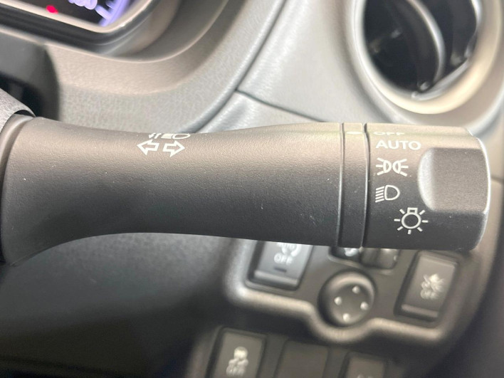2017 Nissan Note DBA-E12 (UW-6a1119f9c729c)[20]