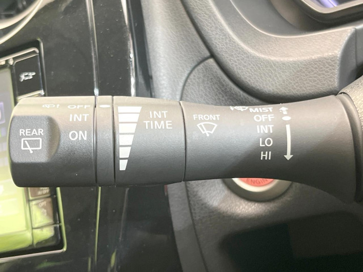 2017 Nissan Note DBA-E12 (UW-6a1119f9c729c)[21]
