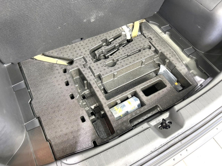 2022 Nissan Note 6AA-E13 (UW-6a1119fd8fe8a)[29]