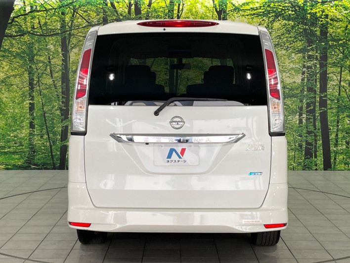 2011 Nissan Serena DBA-FNC26 (UW-6a111a05dbd47)[4]