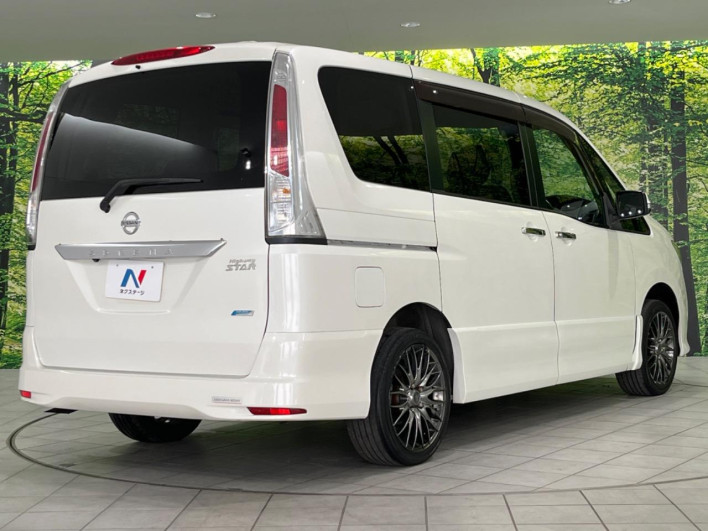 2011 Nissan Serena DBA-FNC26 (UW-6a111a05dbd47)[18]