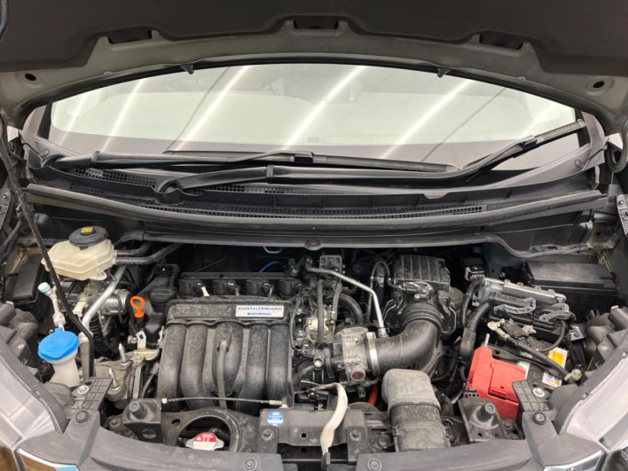 2017 Honda Freed hybrid DAA-GB7 (UW-6a111a0865e9d)[4]
